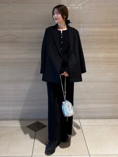 黒カーディガンコーデ2