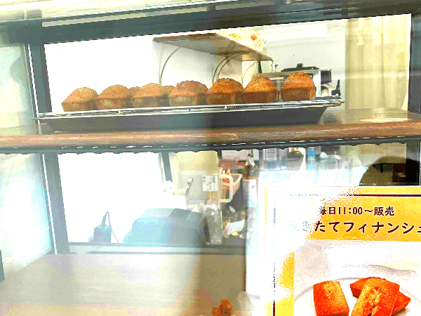 焼き立てフィナンシェ