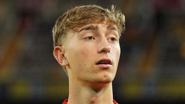 19歳の代表スター、薬物はやってないと笑顔で否定！「この眠たそうな眼は母譲りさ、申し訳ない」