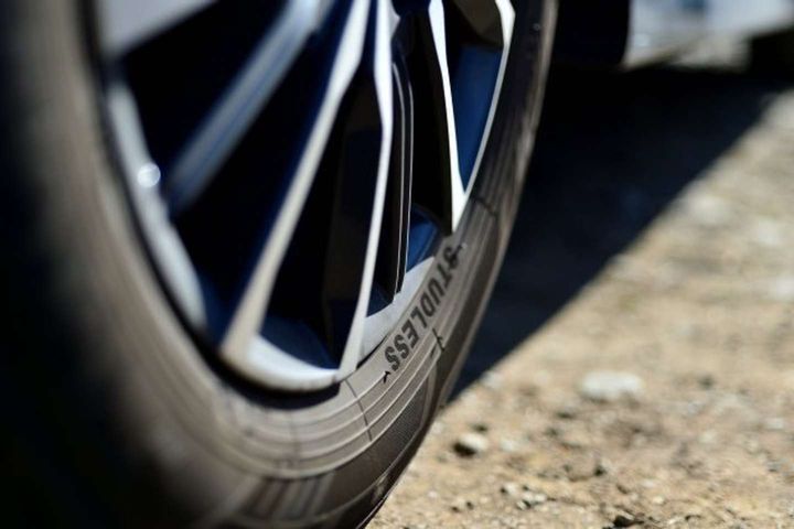 皆が助けてくれて...（画像はイメージ）