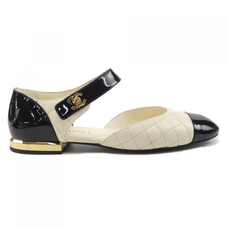 シャネルのキルティング メリージェーン