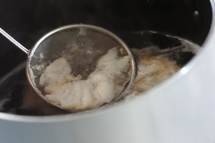 キャベツと鶏肉のスープの作り方1