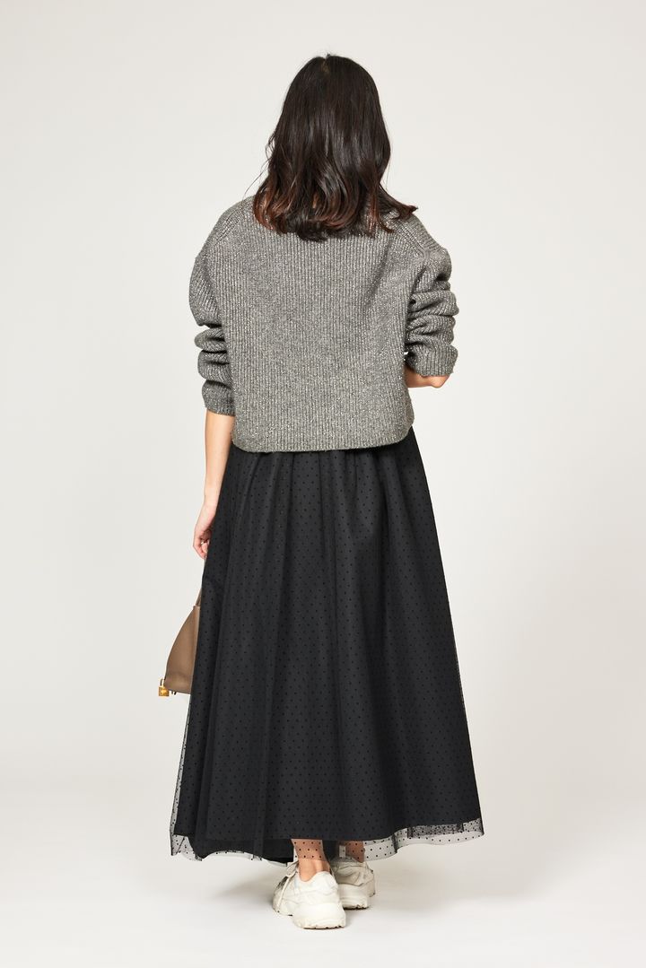 クラウドチームVERY青山美沙子の春のロンスカコーデ_後ろ