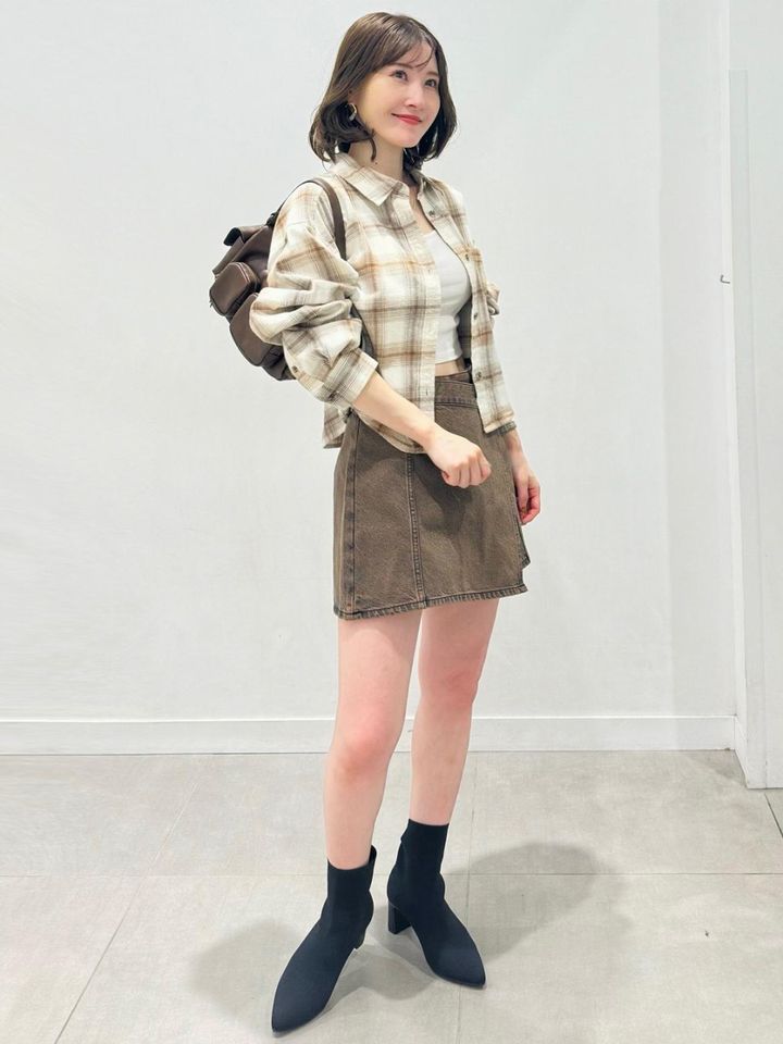 画像2: 出典：GU