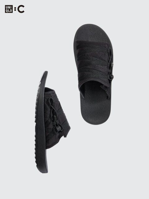 ユニクロのスライドサンダル