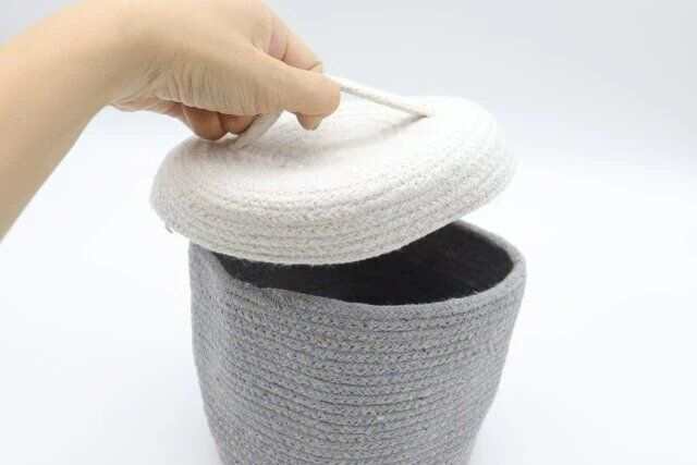 ダイソー 蓋付ロープ収納