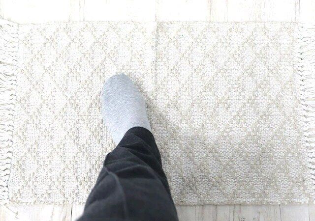 ダイソー リサイクル糸を使用した環境にやさしいハンドウーブンマット（ダイヤ）