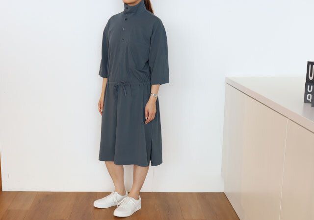 ユニクロユーのジャージーワンピース5分袖2
