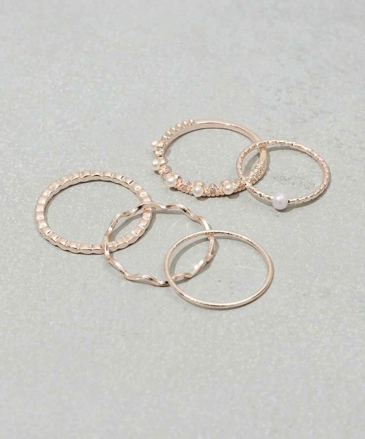 画像2: 出典：3COINS