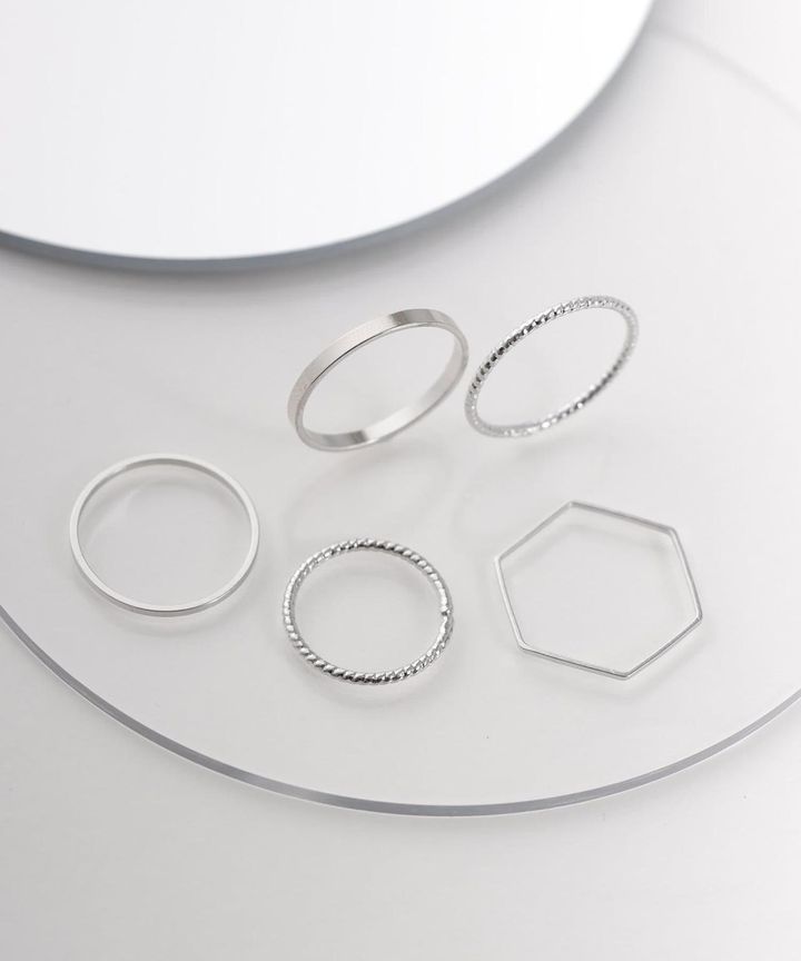 画像4: 出典：3COINS