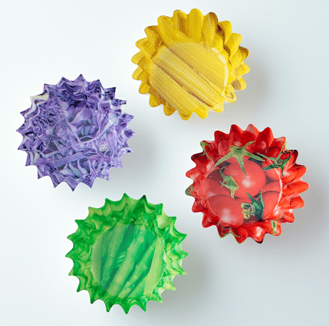 野菜柄おかずカップ 40 枚 110 円／DAISO