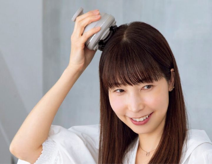 フェスティノ 充電式 EMSヘッドスパ プレミア