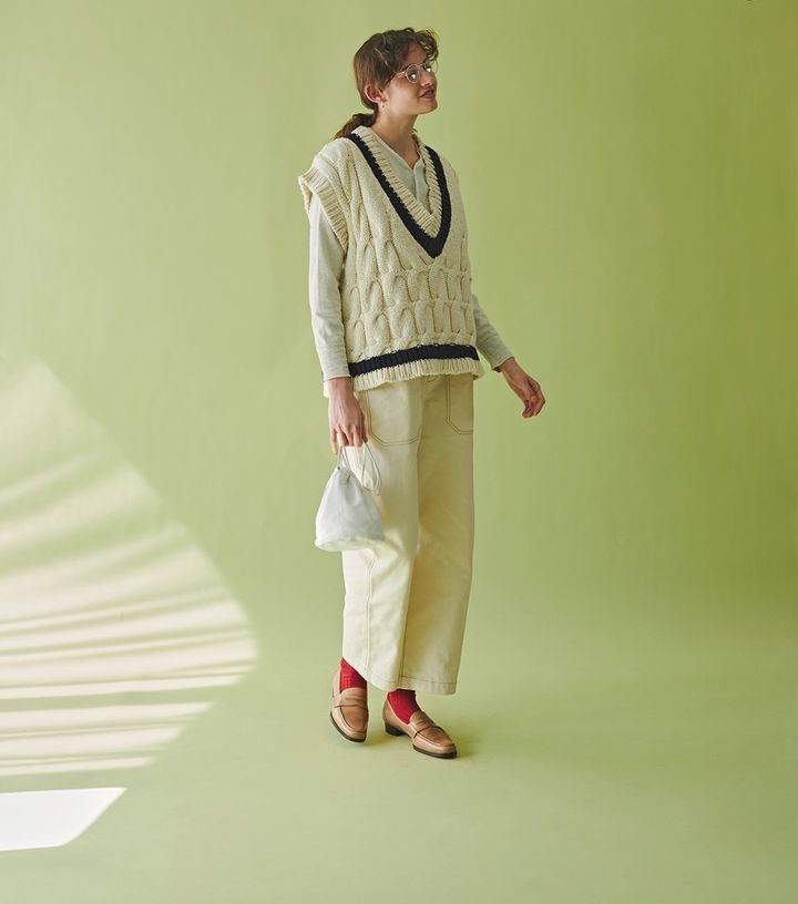 春に着たくなる「エクリュ」ってどんな色？【お洒落さんのためのファッション用語辞典 vol.96】