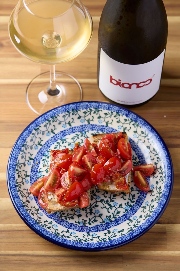 250204-tokyowine-graperepublicinc-vineria salone-02.jpg