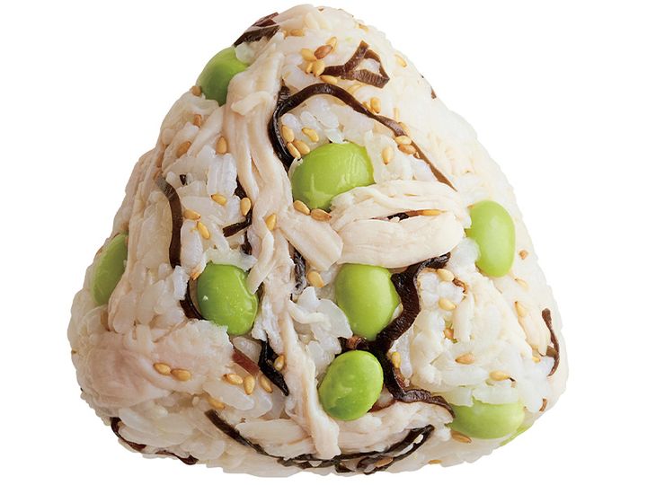 サラダチキンと枝豆の塩昆布おにぎり