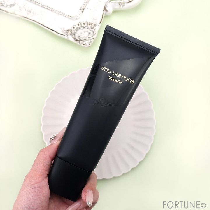 shu uemura（シュウ ウエムラ） ブラック フ...