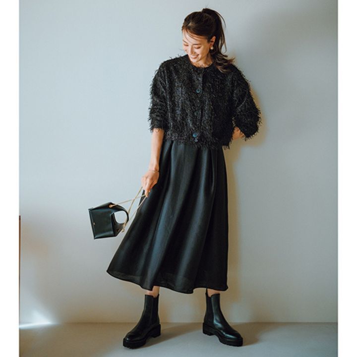 THREE SQUARE_ラメシャギーカーディガン_モデル1