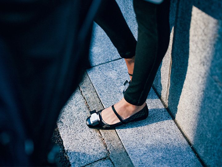 フェラガモのバレエシューズ