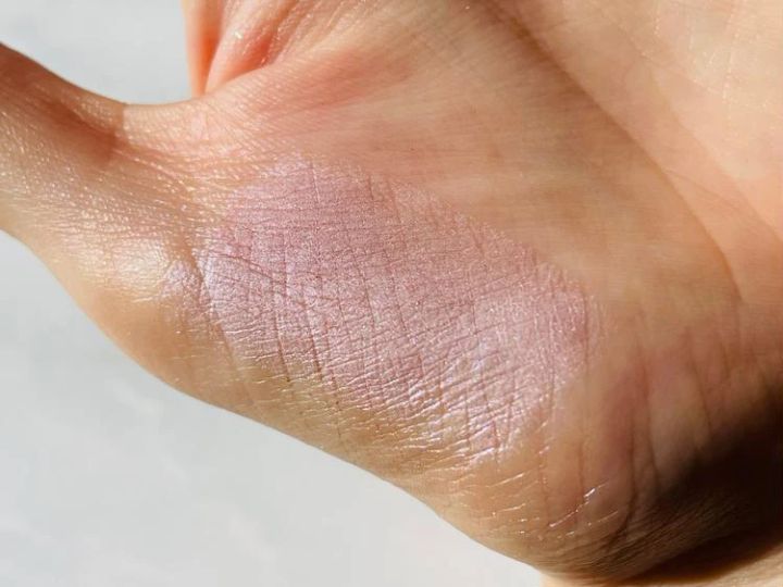 【セザンヌ チーク イエベ】パールグロウニュアンサー N2 ライラックムード