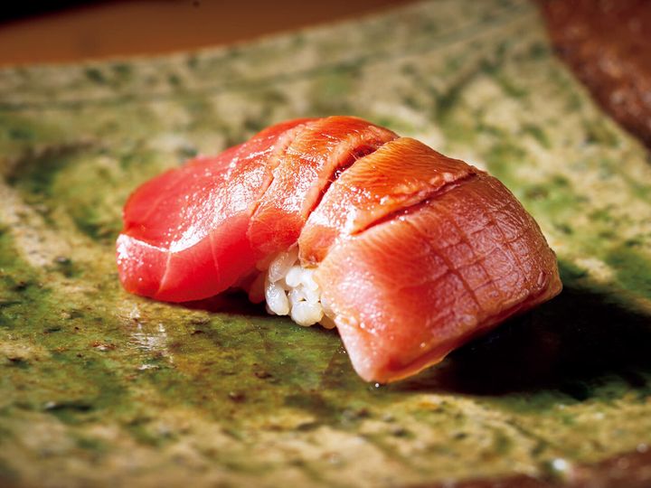 池尻大橋『十方 立ち喰い鮨』の「本まぐろ」