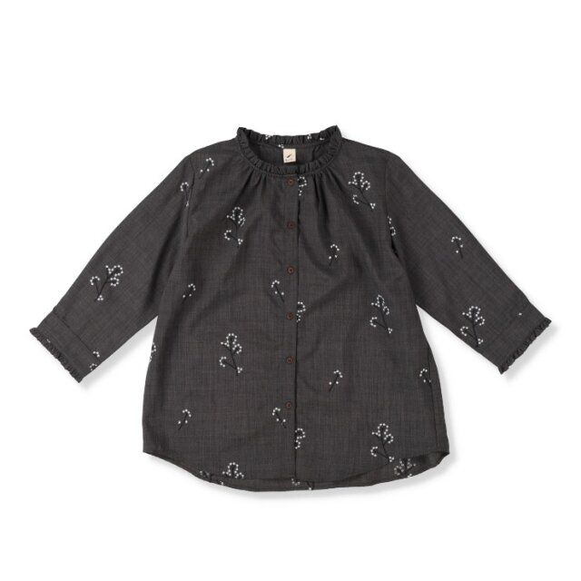 しまむらの刺繍ブラウス