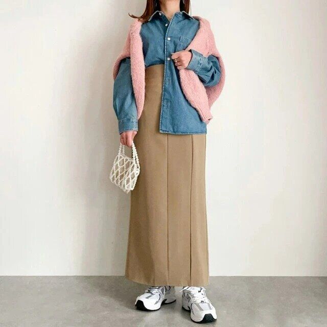 デニムシャツ主役春コーデ