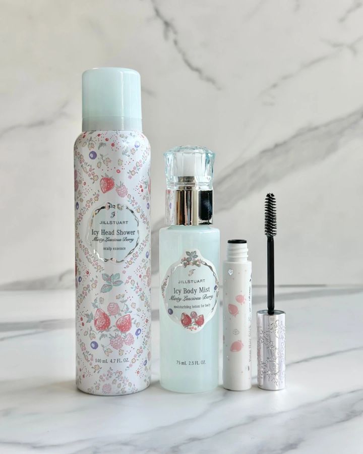 ジルスチュアート ベリーの香り 限定アイテム