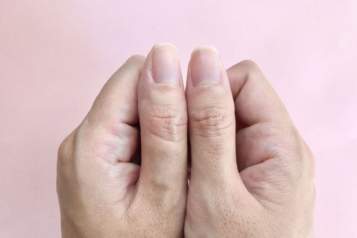 “親指を上げる遊び”なんて呼ぶ？