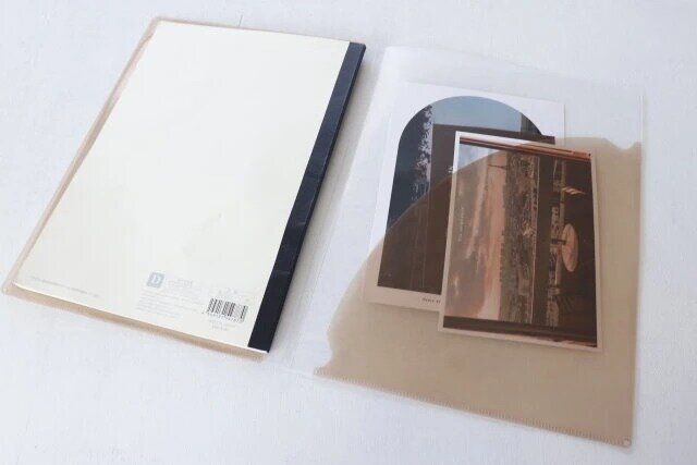 ダイソーの便利なプリントが入れられるノートカバー（CIS、B5）