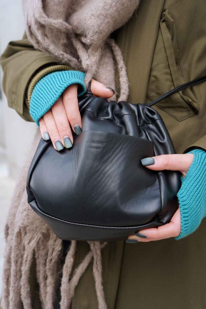 画像4: 色使いを意識したアイテムの組み合わせがポイント