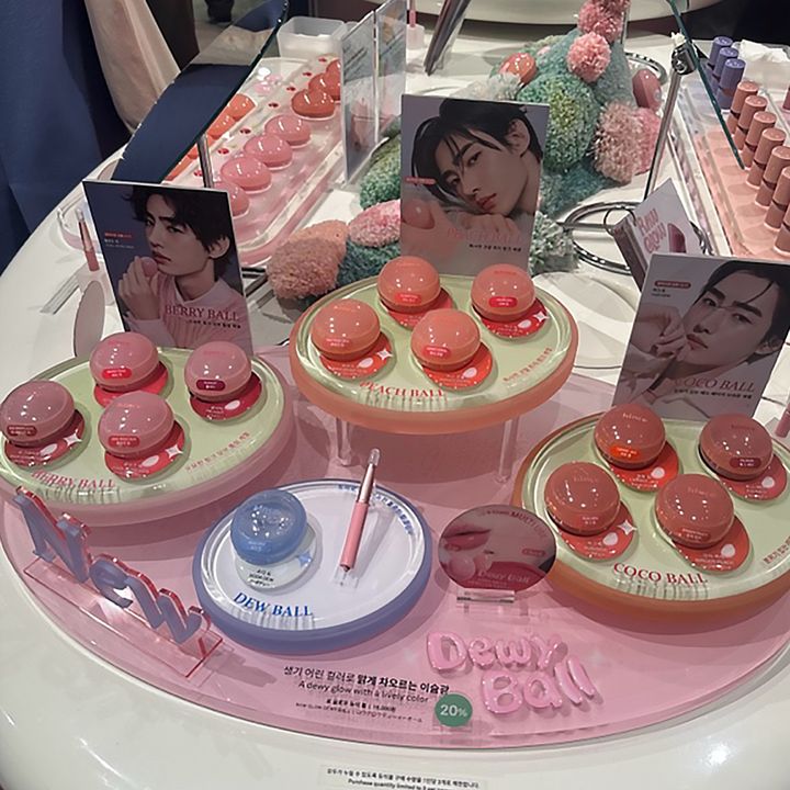 hince Dewy Ball Forest 期間限定POPUP