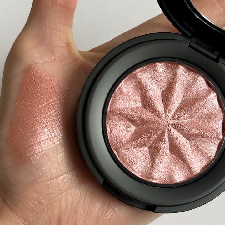 ベアミネラル ジェン ヌード ハイライター2