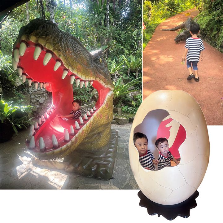 やんばる亜熱帯の森で遊ぶ男の子たち