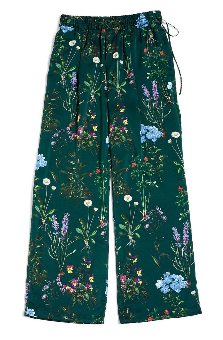 パンツ¥26,400／ティッカ（ティッカ）