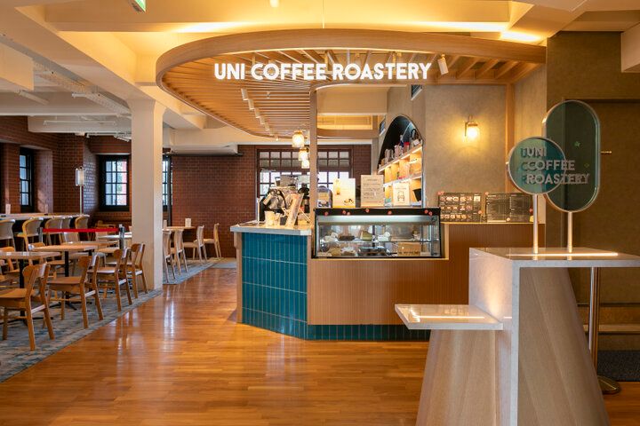 横浜の歴史を感じて過ごすカフェでいちごスイーツを堪能♪「UNI COFFEE ROASTERY 横浜赤レンガ倉庫」