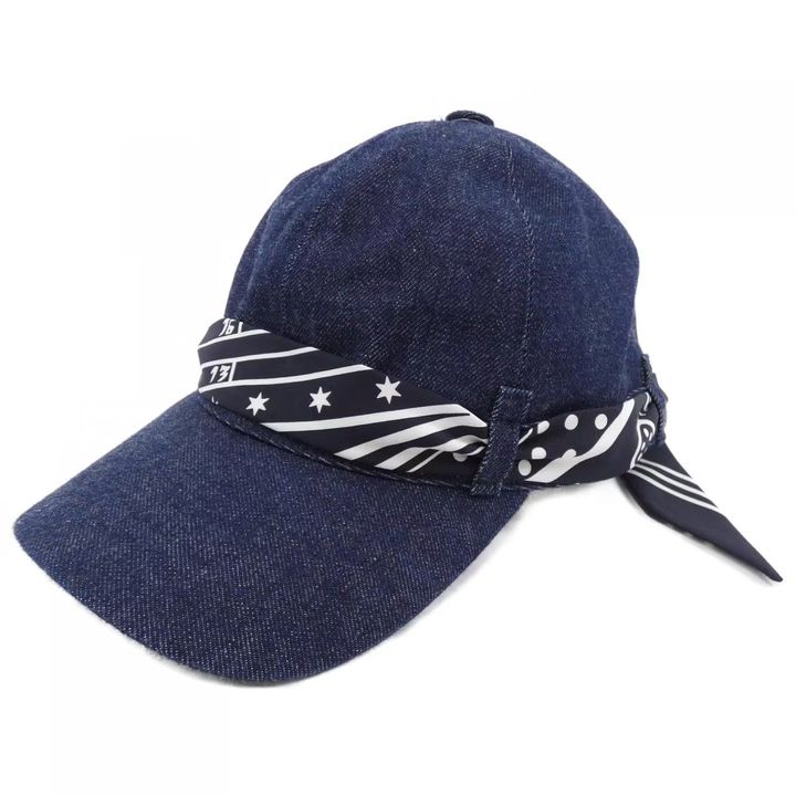 エルメスのデニム生地のキャップ