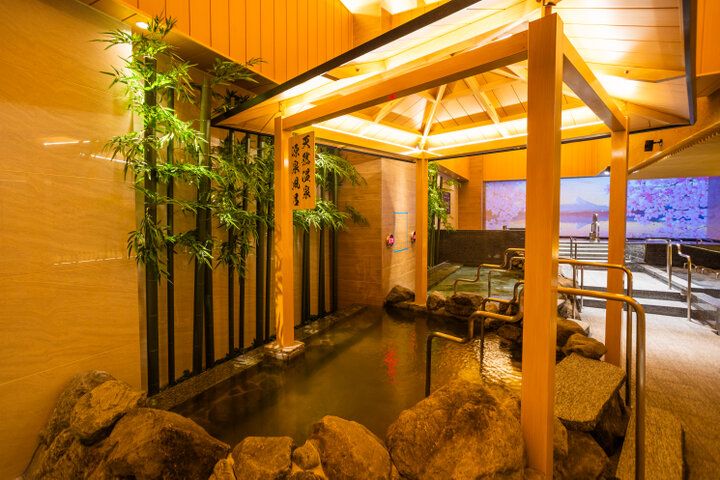 【NEW OPEN】JR大阪駅直結、グルメ＆温泉＆ホテル＆公園が集結した「グラングリーン大阪 南館」誕生