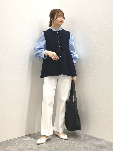 白デニムパンツコーデ1
