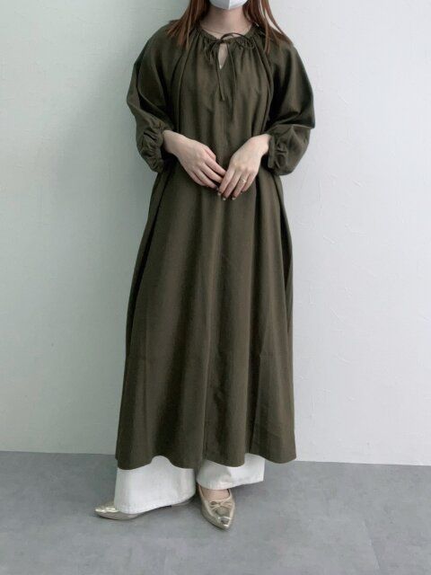 白デニムパンツコーデ5