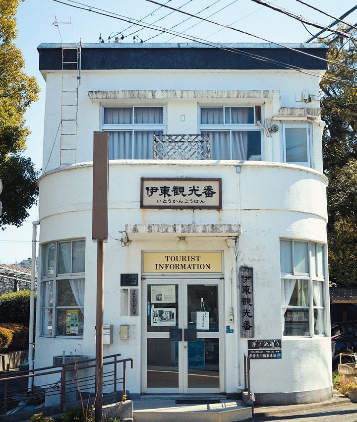 静岡県最古の交番建築は観光案内所として活躍。