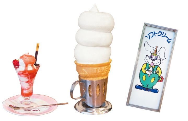 オールドアメリカンな店内でいただく手作りスイーツ。