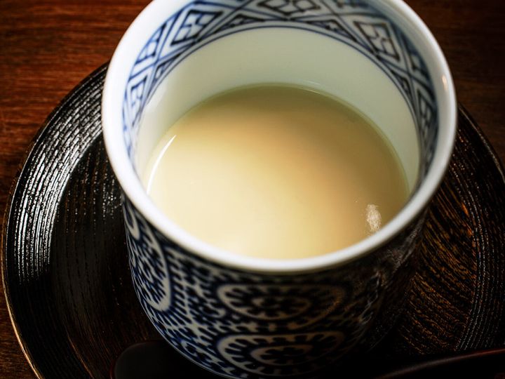 広尾『広尾 石阪』のしじみの茶碗蒸し