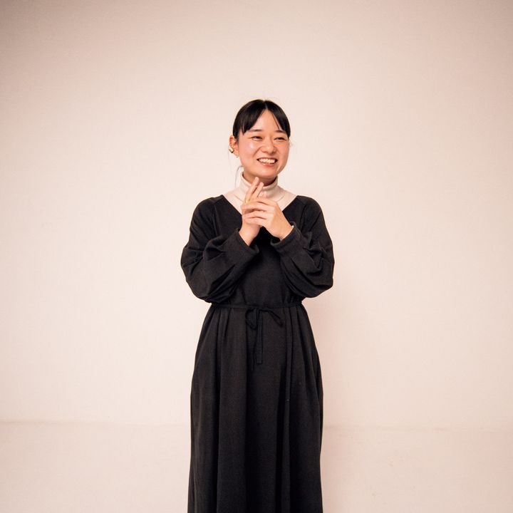 シンガーソングライター・浮