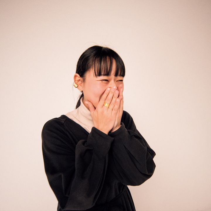 シンガーソングライター・浮