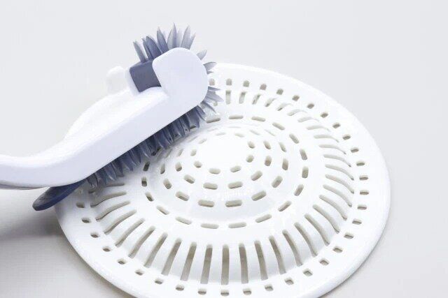 ダイソーのおすすめ水切れの良いお風呂の排水口ブラシ