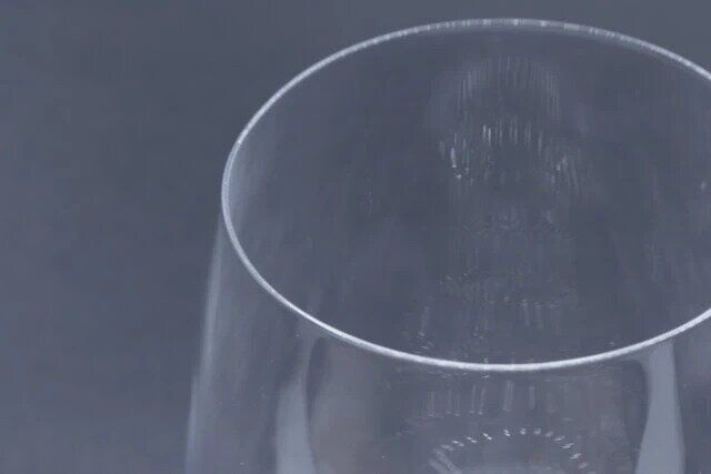 ダイソー 薄い 飲み口