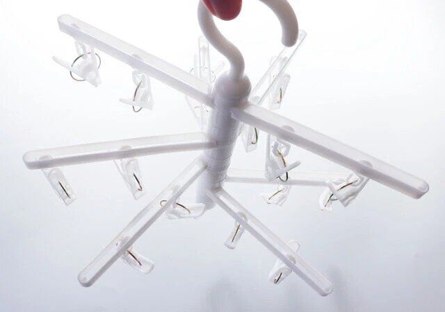 ダイソーの360度回転式ピンチハンガー