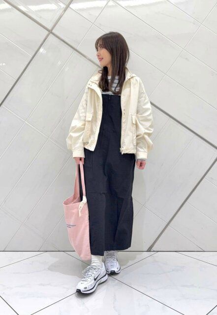 マウンテンパーカーコーデ4