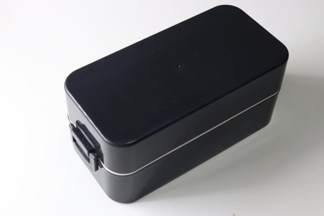 ダイソーの300円の大容量ランチボックス