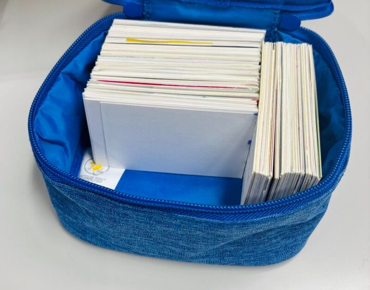 GLOW5月号付録のポーチで名刺やカードを整頓